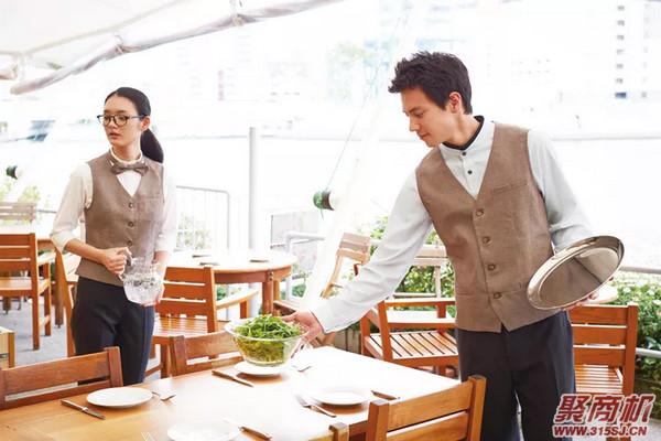 小时工成餐饮主力军!学习头部餐饮这样用人，省钱又省心!_2